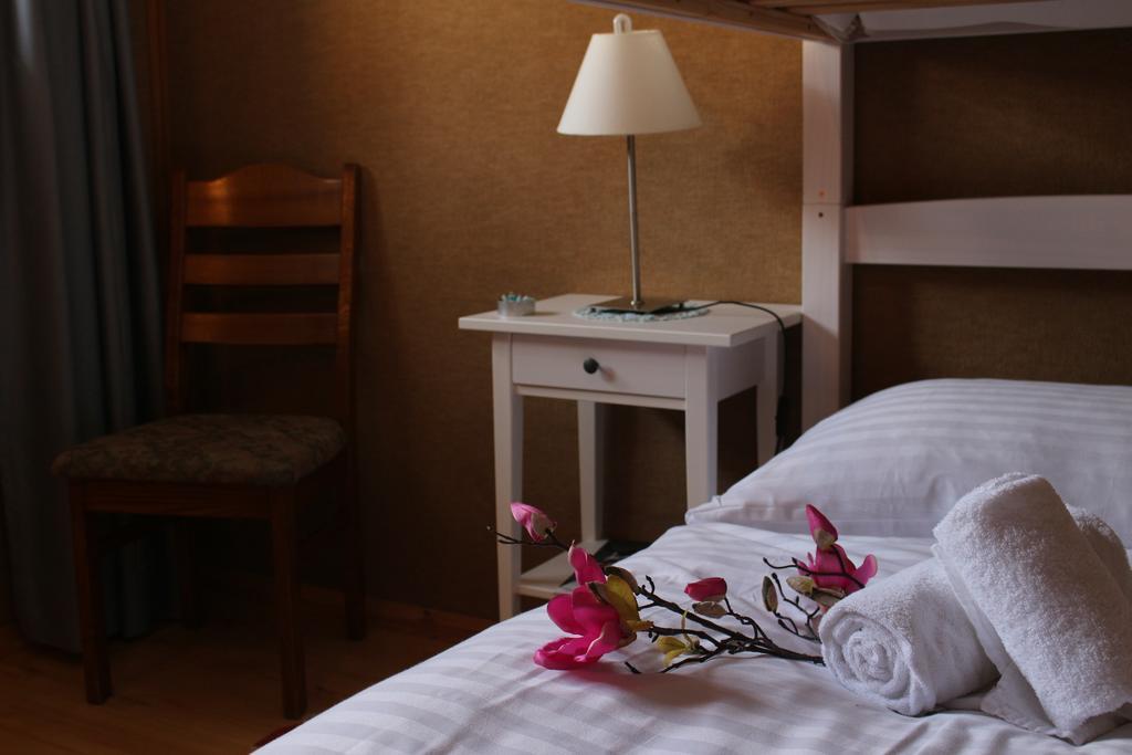Hotel Restaurant L'Escale เวอร์บิเอร์ ภายนอก รูปภาพ